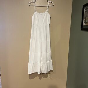 Knox Rose Women's Size Small White Tiered Smocked Dress